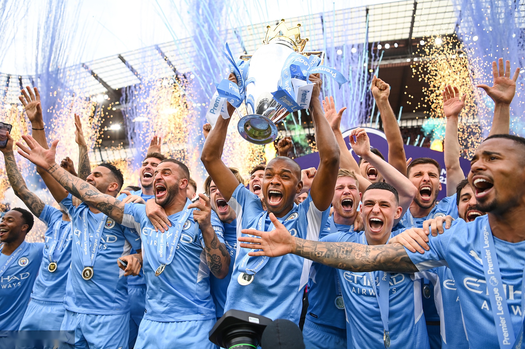 维利亚锋线 维利亚锋线